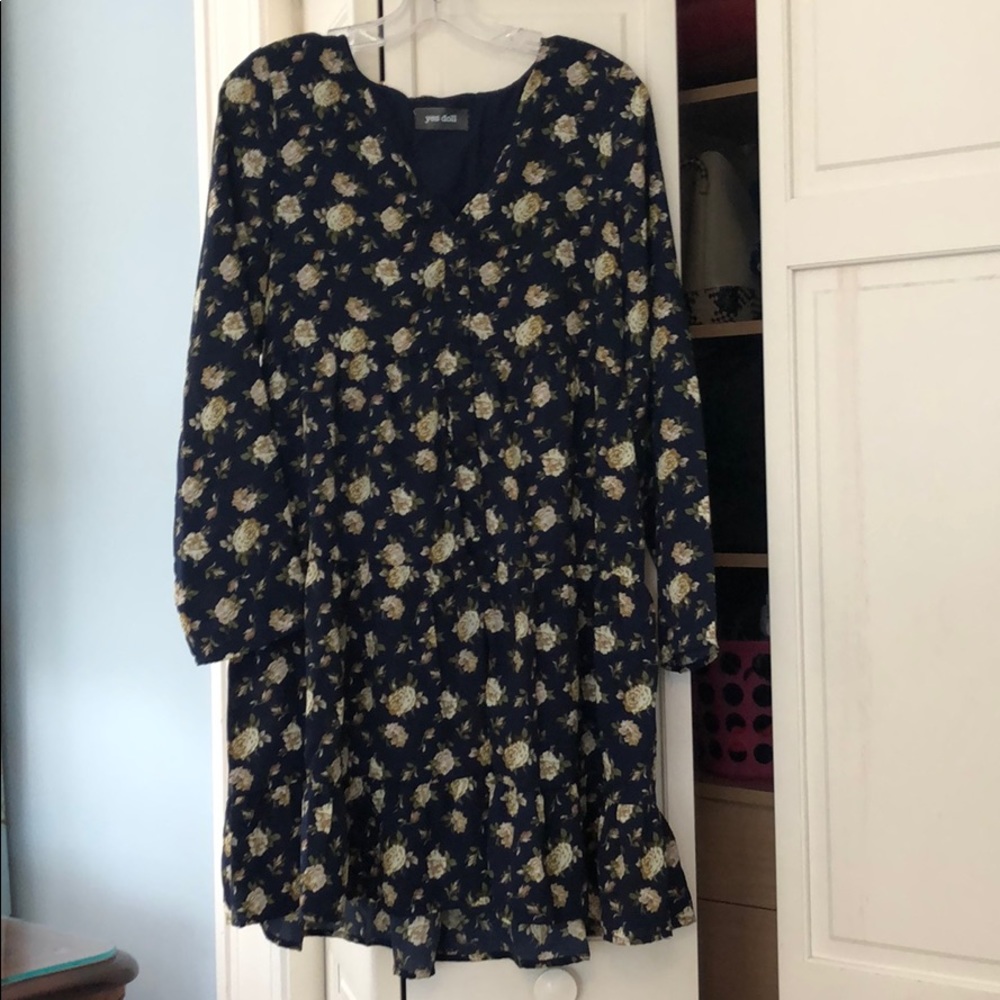 Long-sleeved dress